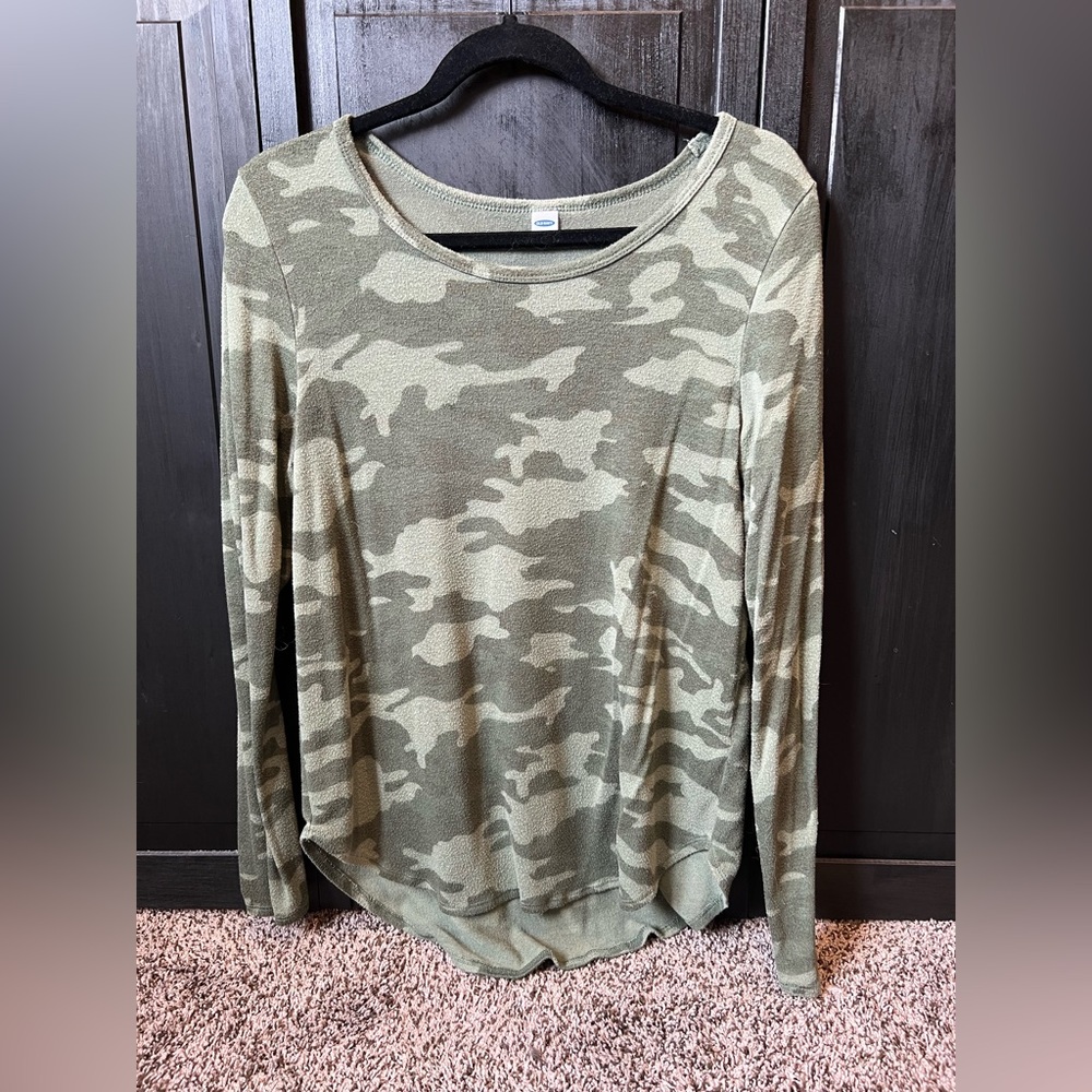 Old Navy Green Relaxed Long Sleeve T-Shirt